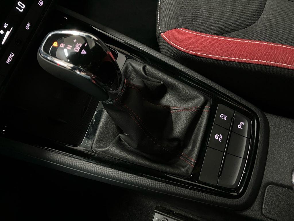 Skoda Kamiq 1.0 TSI Montecarlo DSG 81 kW (110 CV) - 15