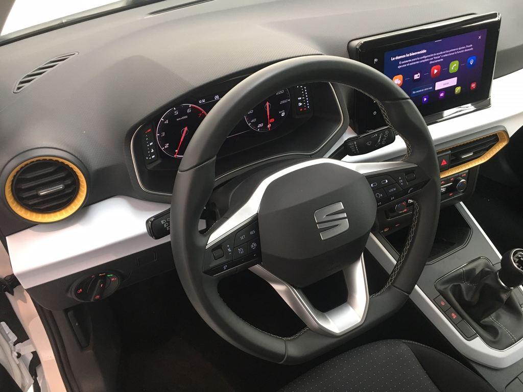 SEAT Arona 1.0 TSI Style XM 85 kW (115 CV) - 9