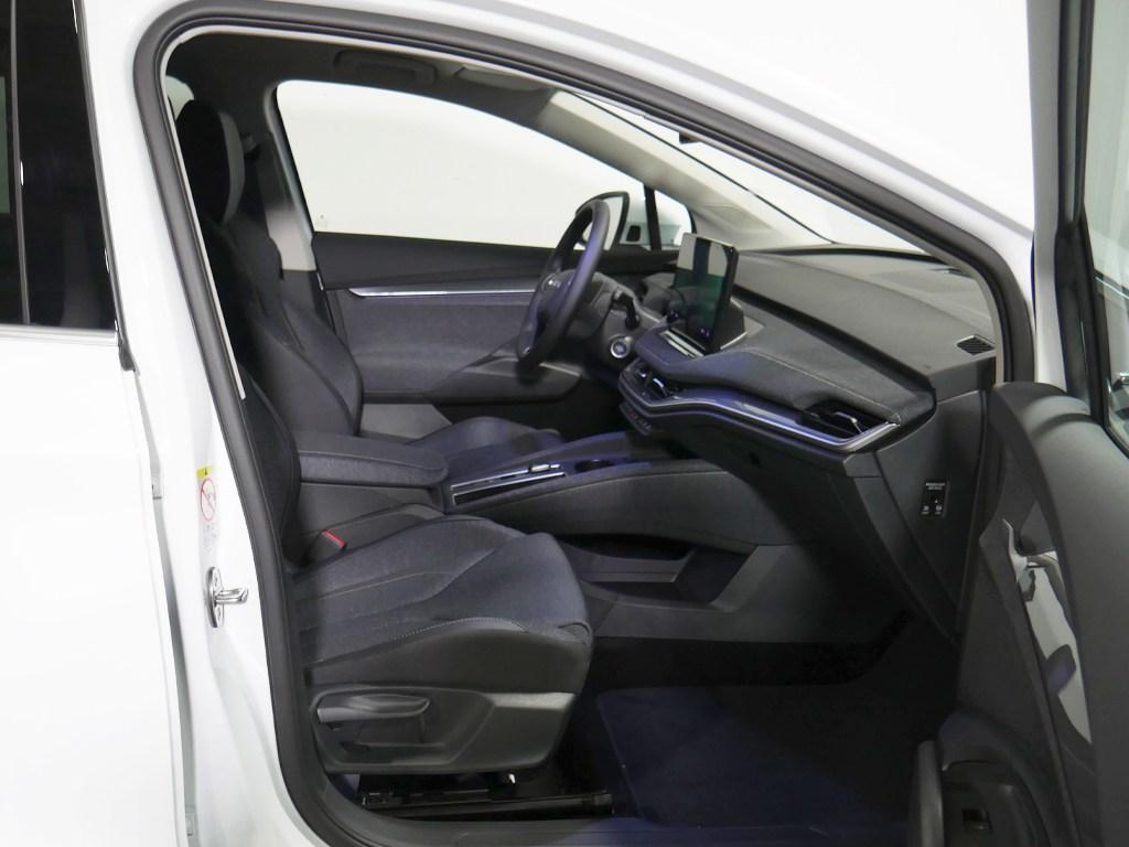 Skoda Elroq 85 82 kWh 210 kW (286 CV) - 4