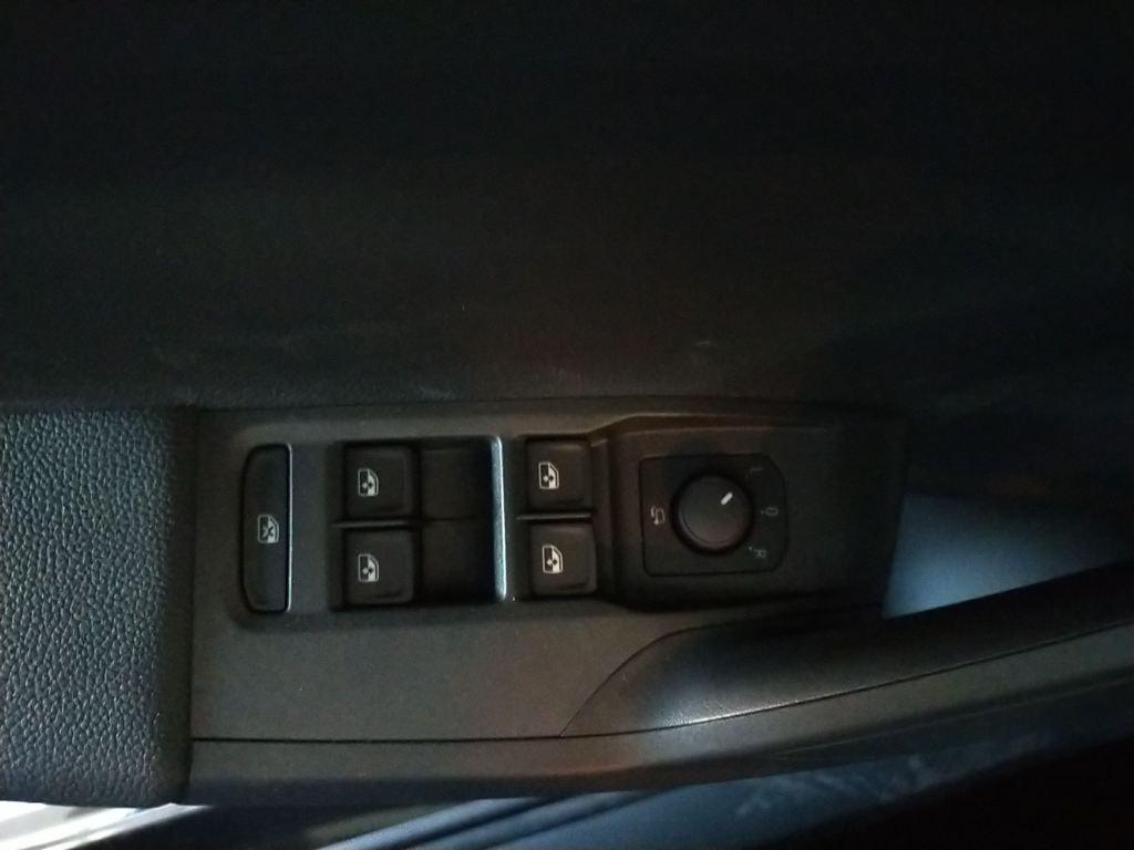 SEAT Ibiza 1.0 TSI Style Plus 81 kW (110 CV) - 15