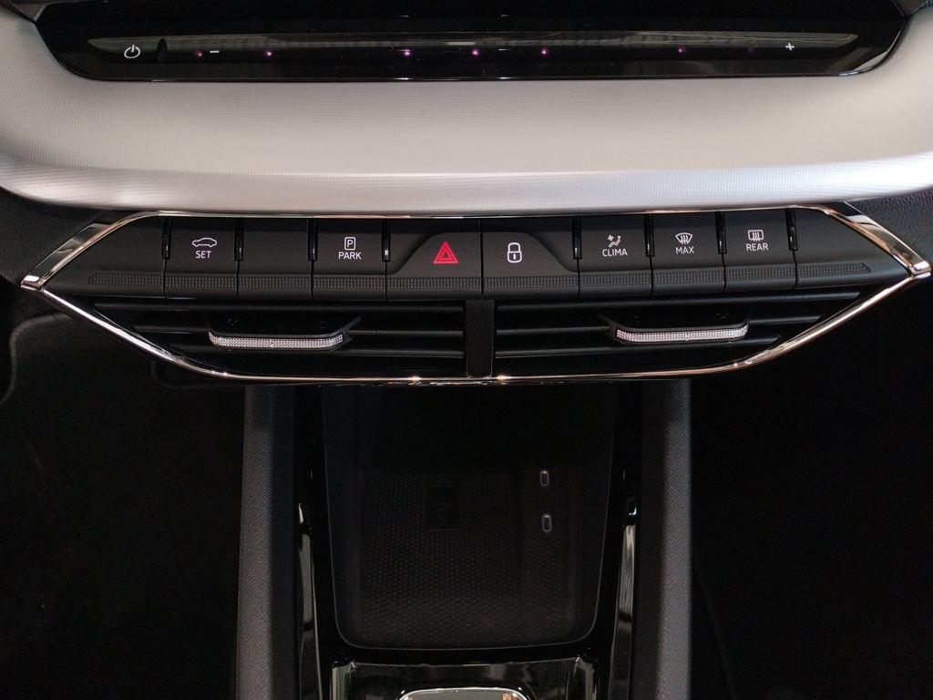 Skoda Octavia 1.5 TSI m-HEV Selection DSG 110 kW (150 CV) - 14