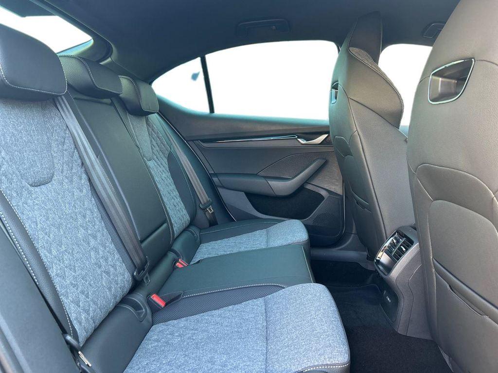 Skoda Octavia 1.5 TSI Sportine DSG 110 kW (150 CV) - 5