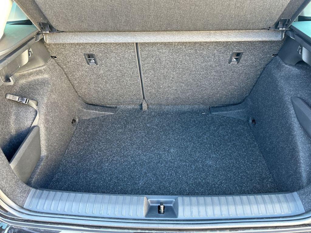 Skoda Kamiq 1.0 TSI Selection DSG 85 kW (115 CV) - 6