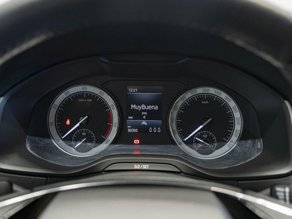 Skoda Karoq 1.0 TSI Active 81 kW (110 CV) - 11