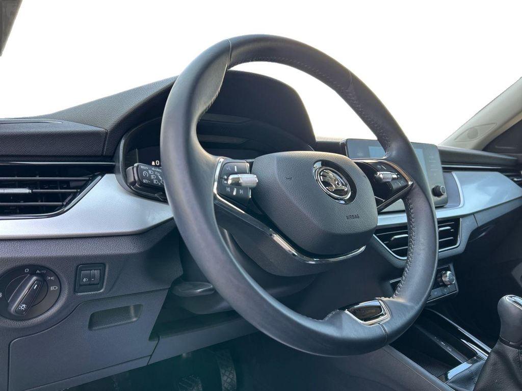 Skoda Kamiq 1.0 TSI Selection 85 kW (115 CV) - 8