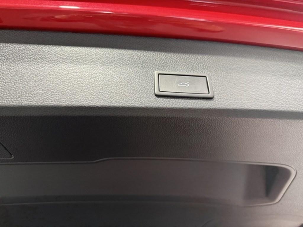 SEAT Ateca 1.5 TSI S&S FR Special Edition 110 kW (150 CV) - 10