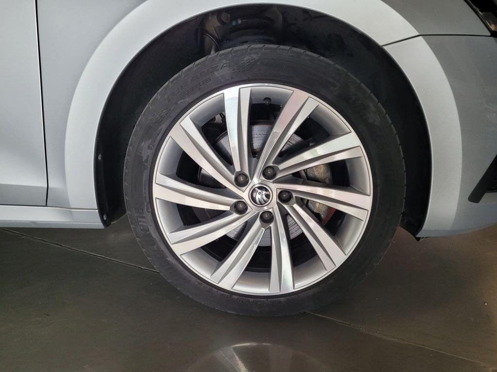 Skoda Octavia 1.4 TSI PHEV Style DSG 150 kW (204 CV) - 7