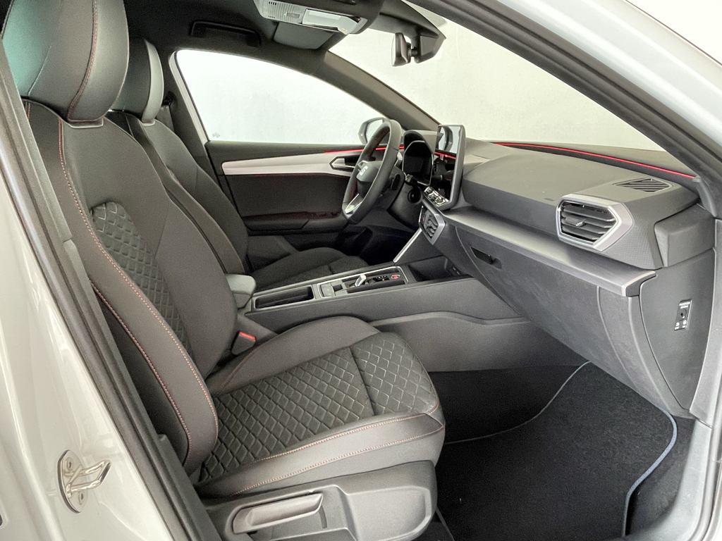 SEAT León 1.5 TSI e-Hybrid FR XM DSG 150 kW (204 CV) - 4