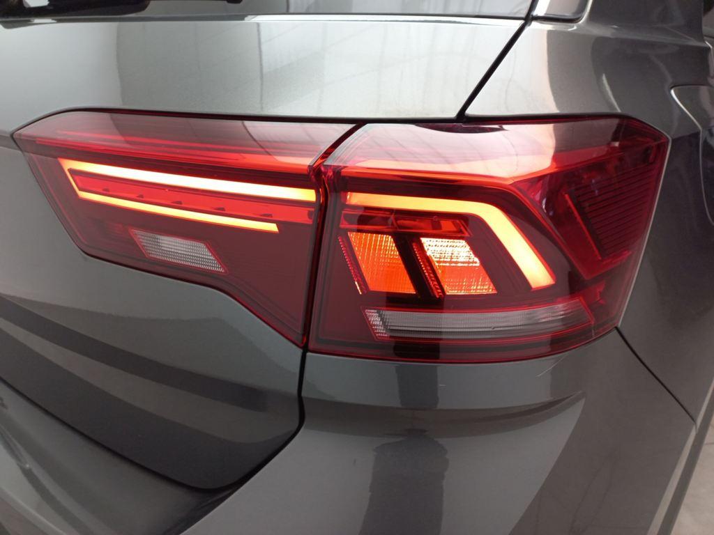 Volkswagen T-Roc Life 1.0 TSI 85 kW (115 CV) - 8