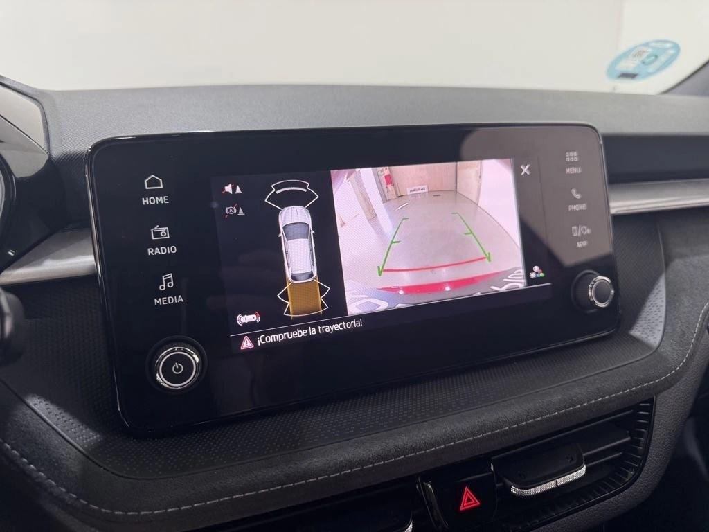 Skoda Fabia 1.0 TSI Design 85 KW (115 CV) - 10