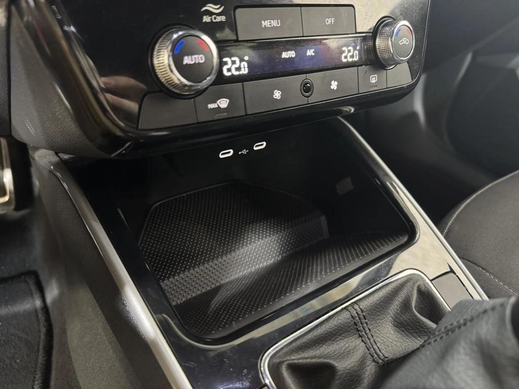 Skoda Fabia 1.0 TSI Design 85 KW (115 CV) - 12