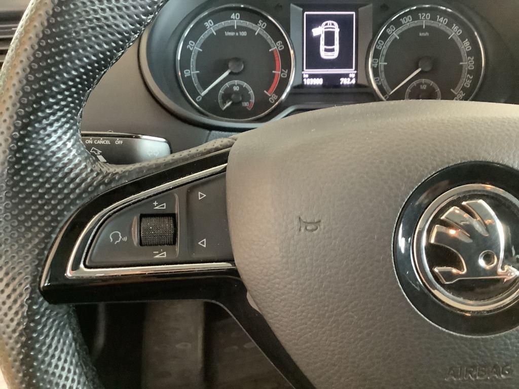 Skoda Octavia Combi 1.0 TSI Ambition 85 kW (115 CV) - 8