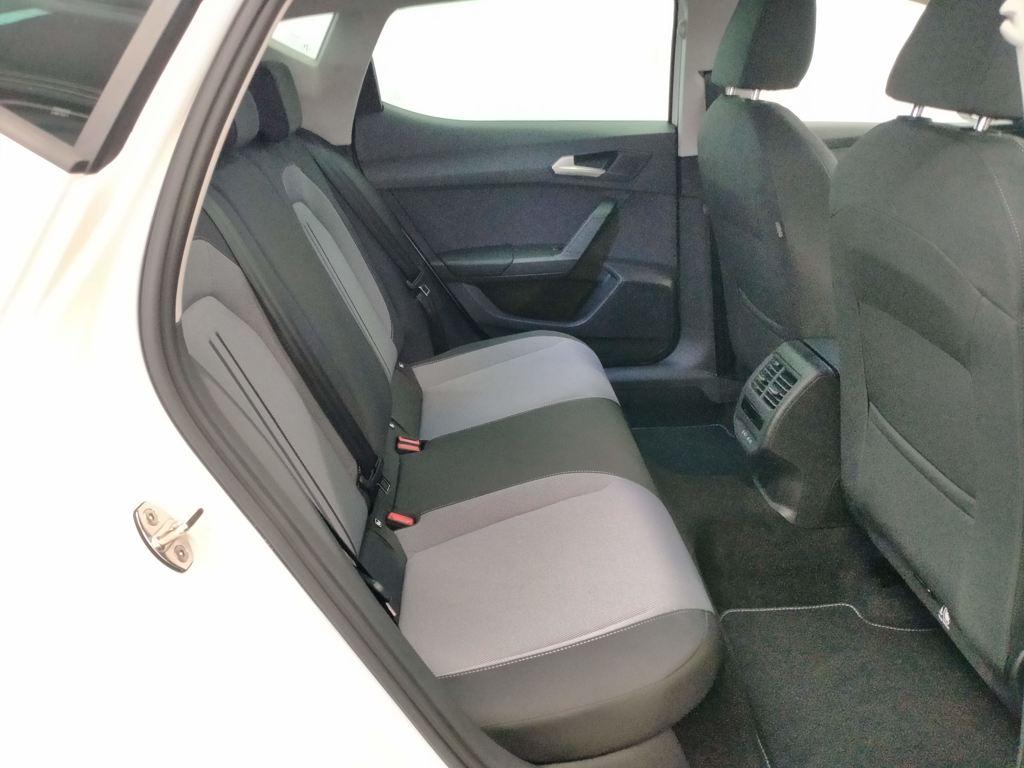 SEAT León 1.5 eTSI Style 25 Aniversario DSG 85 kW (116 CV) - 5