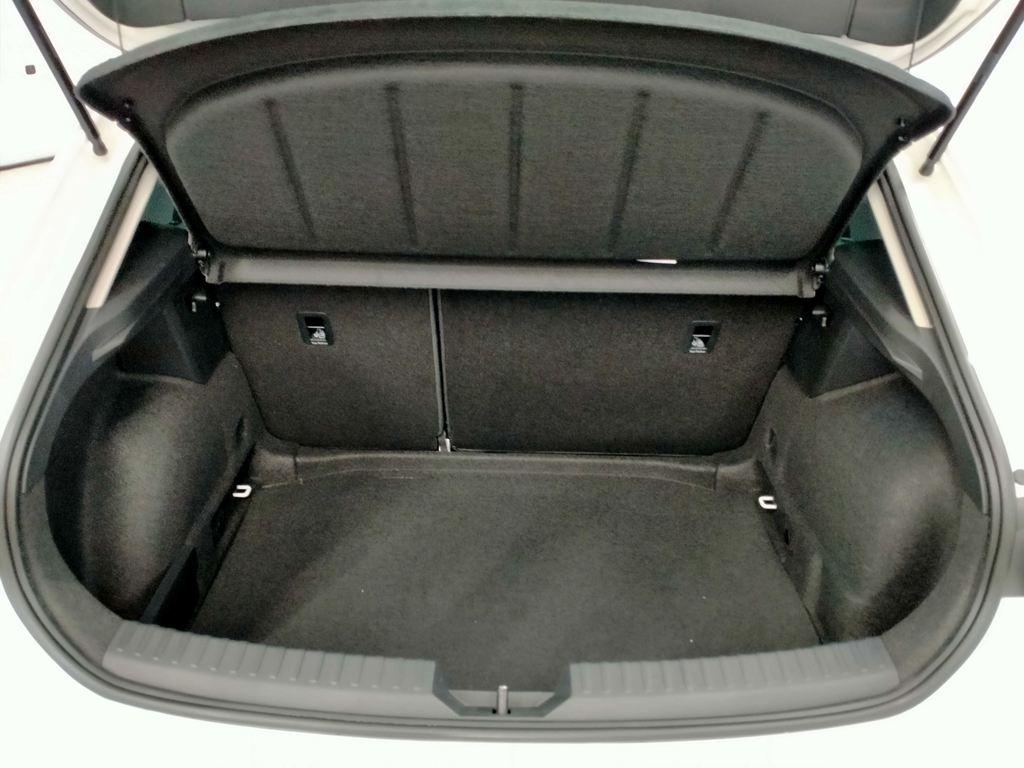 SEAT León 1.5 eTSI Style 25 Aniversario DSG 85 kW (116 CV) - 6