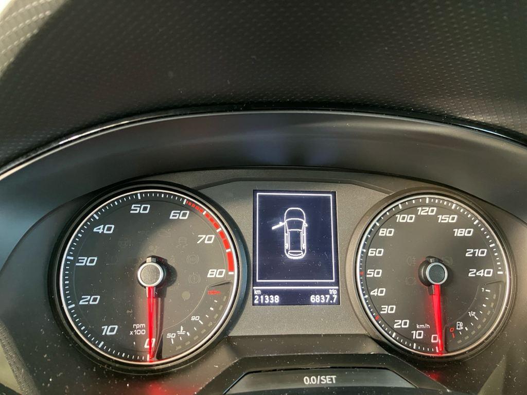 SEAT Arona 1.0 TSI S&S Xperience XS 81 kW (110 CV) - 9