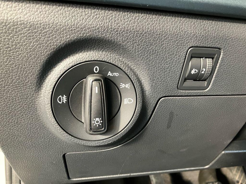 SEAT Arona 1.0 TSI S&S Xperience XS 81 kW (110 CV) - 10