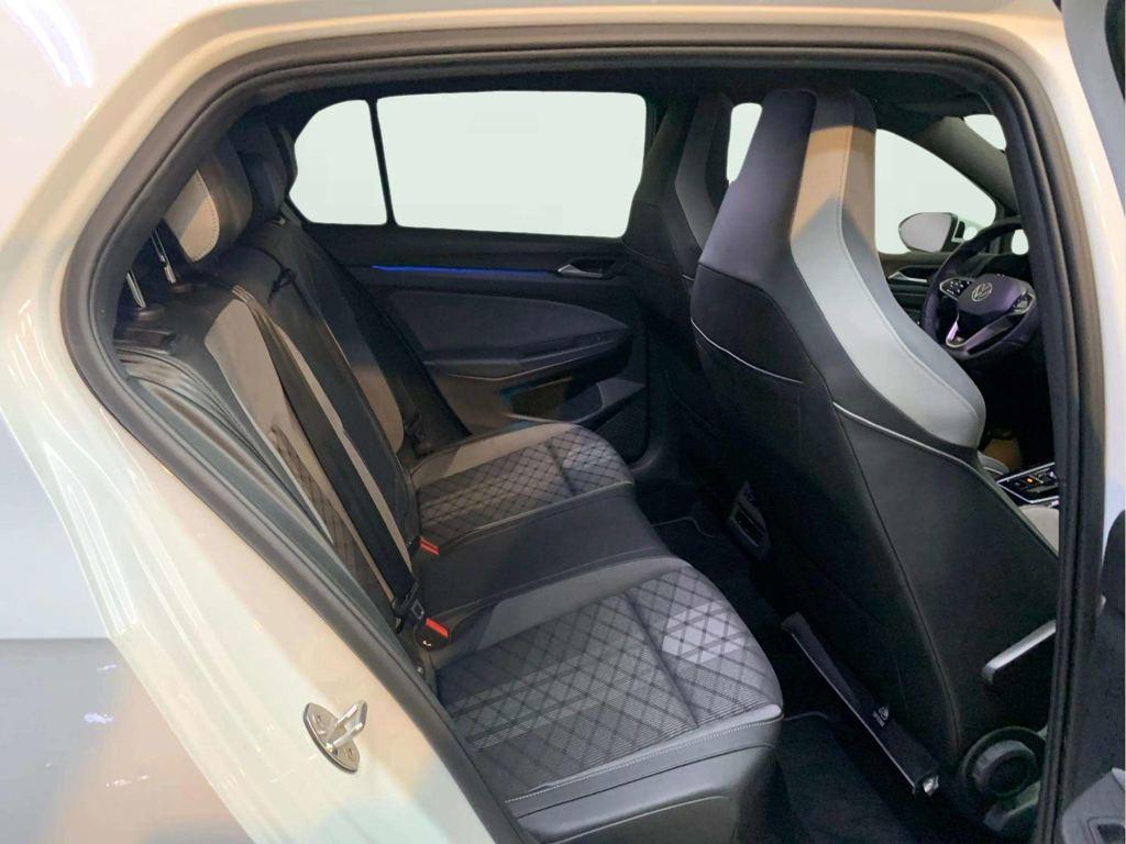 Volkswagen Golf R-Line 1.5 eTSI 110 kW (150 CV) DSG - 5