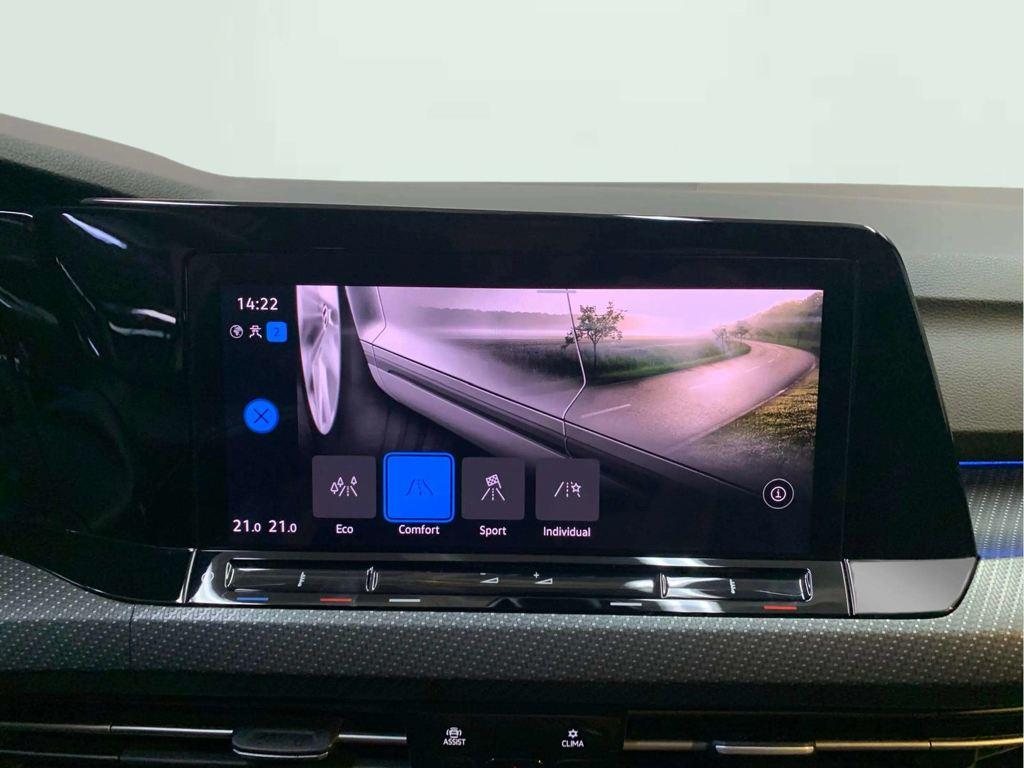 Volkswagen Golf R-Line 1.5 eTSI 110 kW (150 CV) DSG - 10