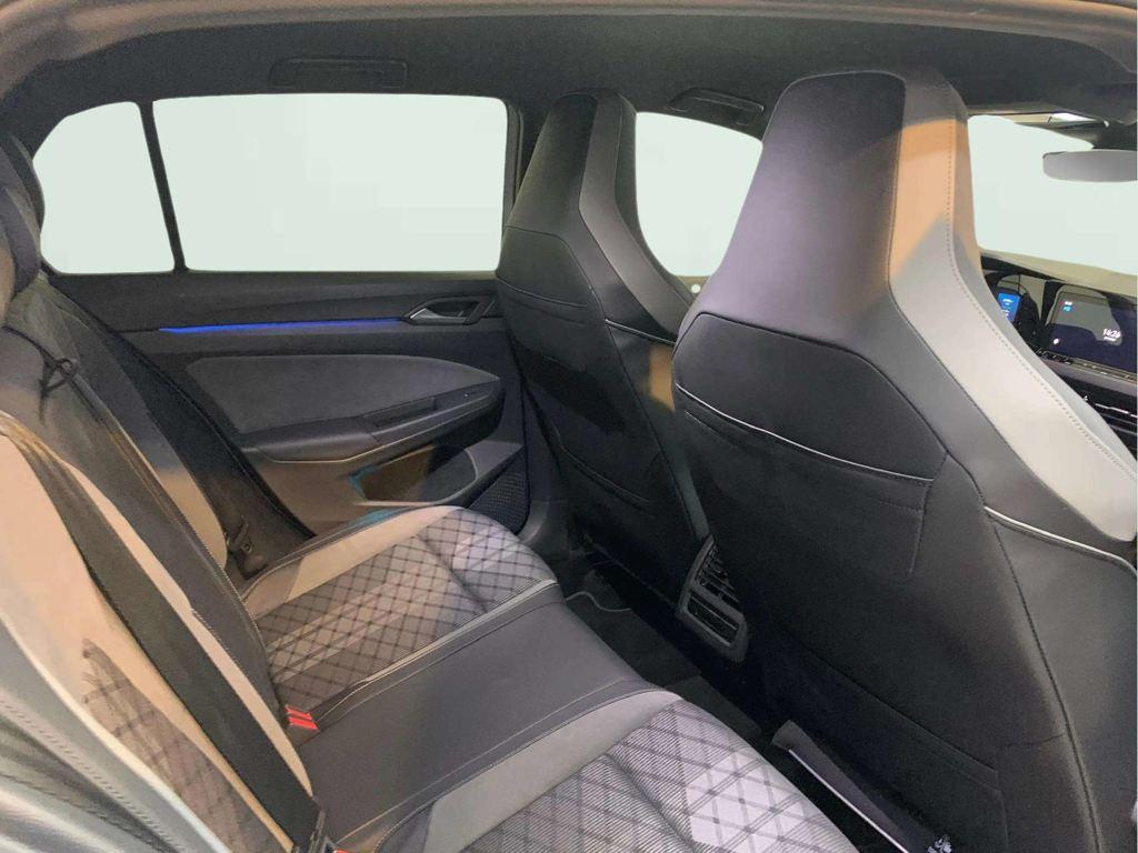 Volkswagen Golf R-Line 1.5 eTSI 110 kW (150 CV) DSG - 16