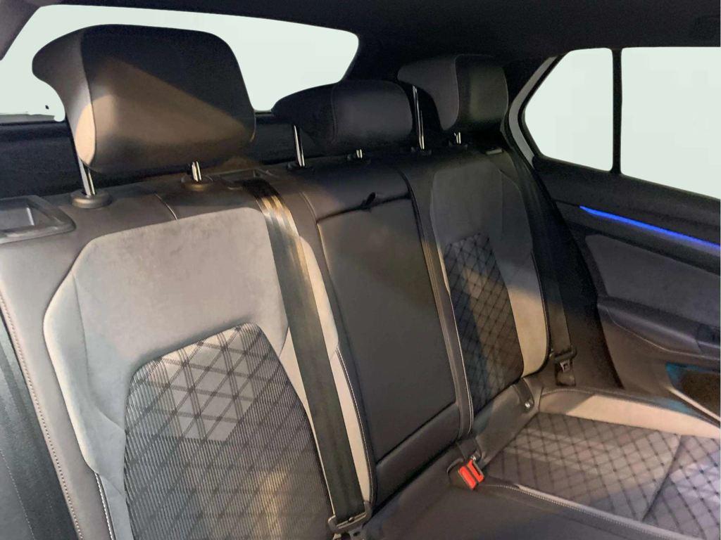 Volkswagen Golf R-Line 1.5 eTSI 110 kW (150 CV) DSG - 17