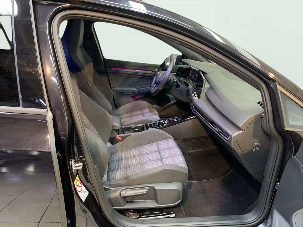 Volkswagen Golf GTE 1.4 TSI 180 kW (245 CV) DSG - 4