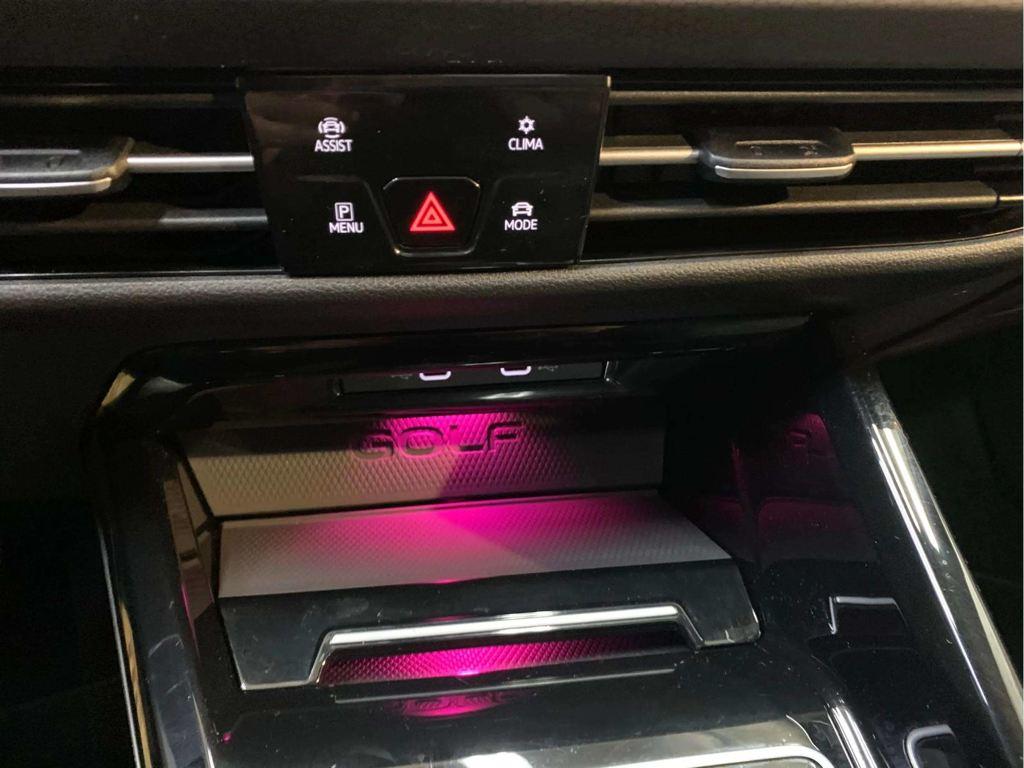 Volkswagen Golf GTE 1.4 TSI 180 kW (245 CV) DSG - 12