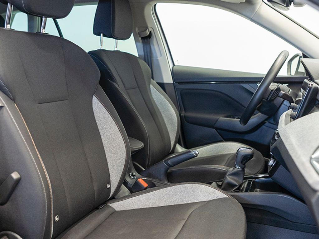 Skoda Kamiq 1.0 TSI Selection DSG 85 kW (115 CV) - 4