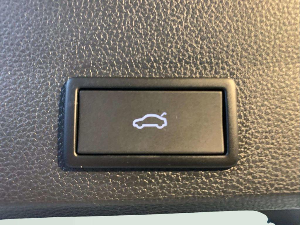 SEAT Ateca 1.5 TSI X-Perience XM DSG 110 kW (150 CV) - 16