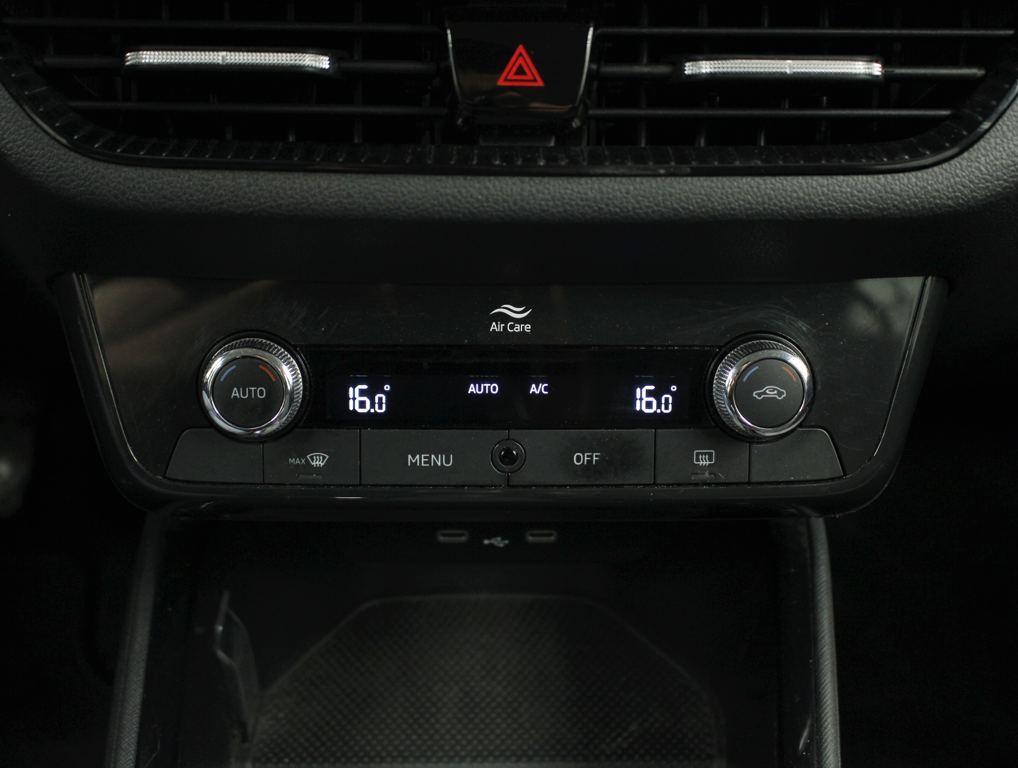 Skoda Fabia 1.0 TSI Ambition 70 kW (95 CV) - 10