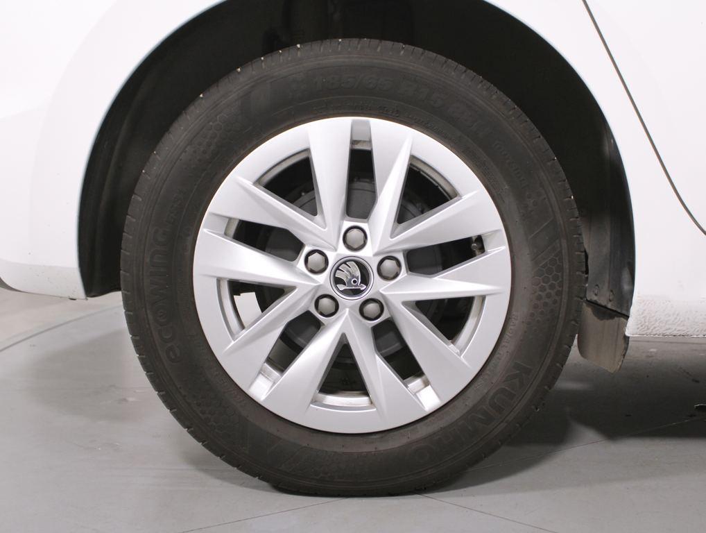 Skoda Fabia 1.0 TSI Ambition 70 kW (95 CV) - 7