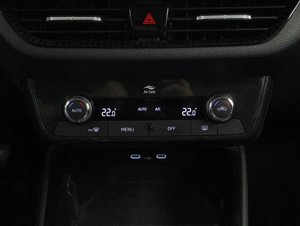 Skoda Fabia 1.0 TSI Ambition 70 kW (95 CV) - 10