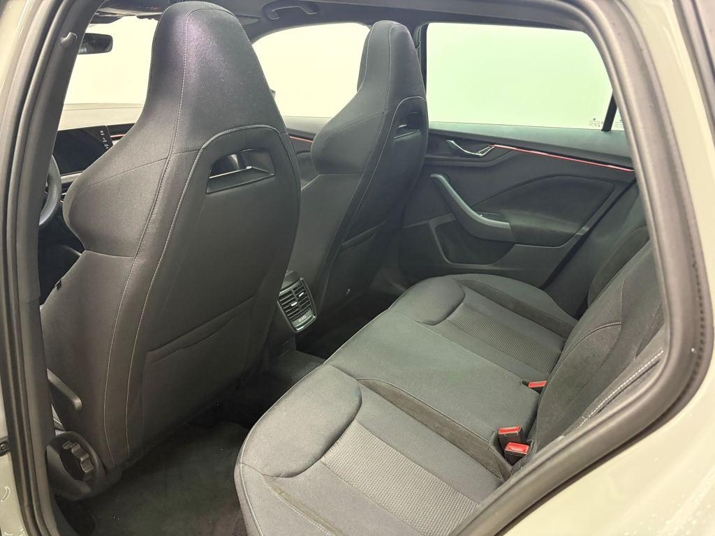 Skoda Scala Design 1.0 TSI DSG 85 kW (115 CV) - 10