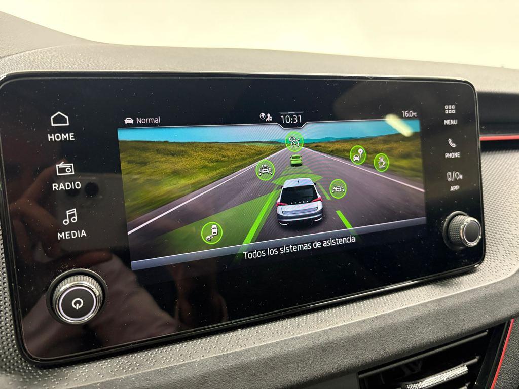 Skoda Scala Design 1.0 TSI DSG 85 kW (115 CV) - 14