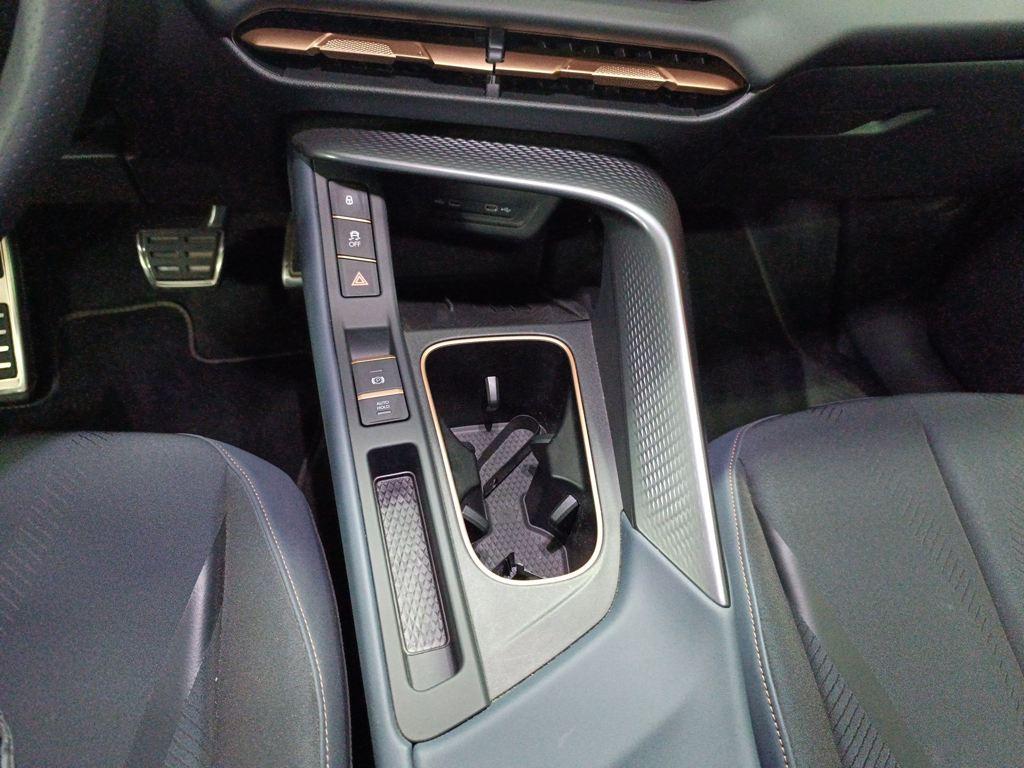 CUPRA Terramar 1.5 eTSI DSG 110 kW (150 CV) - 10