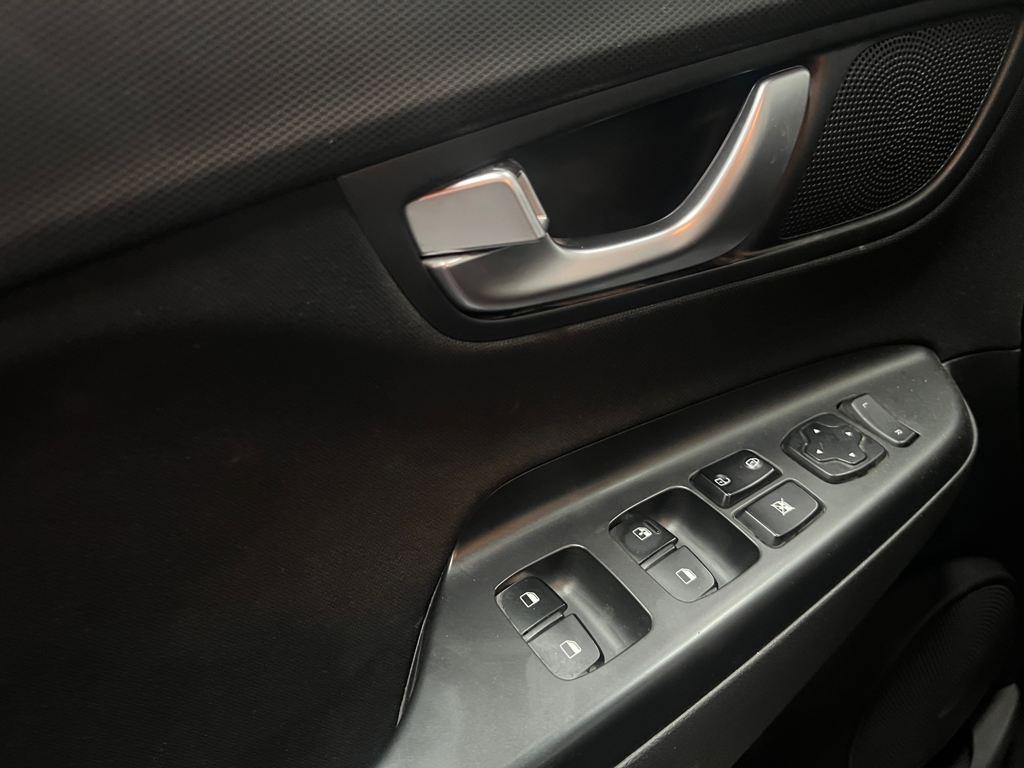 Hyundai Kona 1.0 TGDi Maxx 4x2 DCT 88 kW (120 CV) - 10