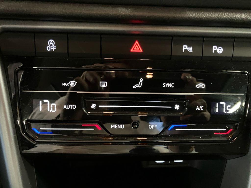 Volkswagen T-Roc Life 1.0 TSI 85 kW (115 CV) - 18