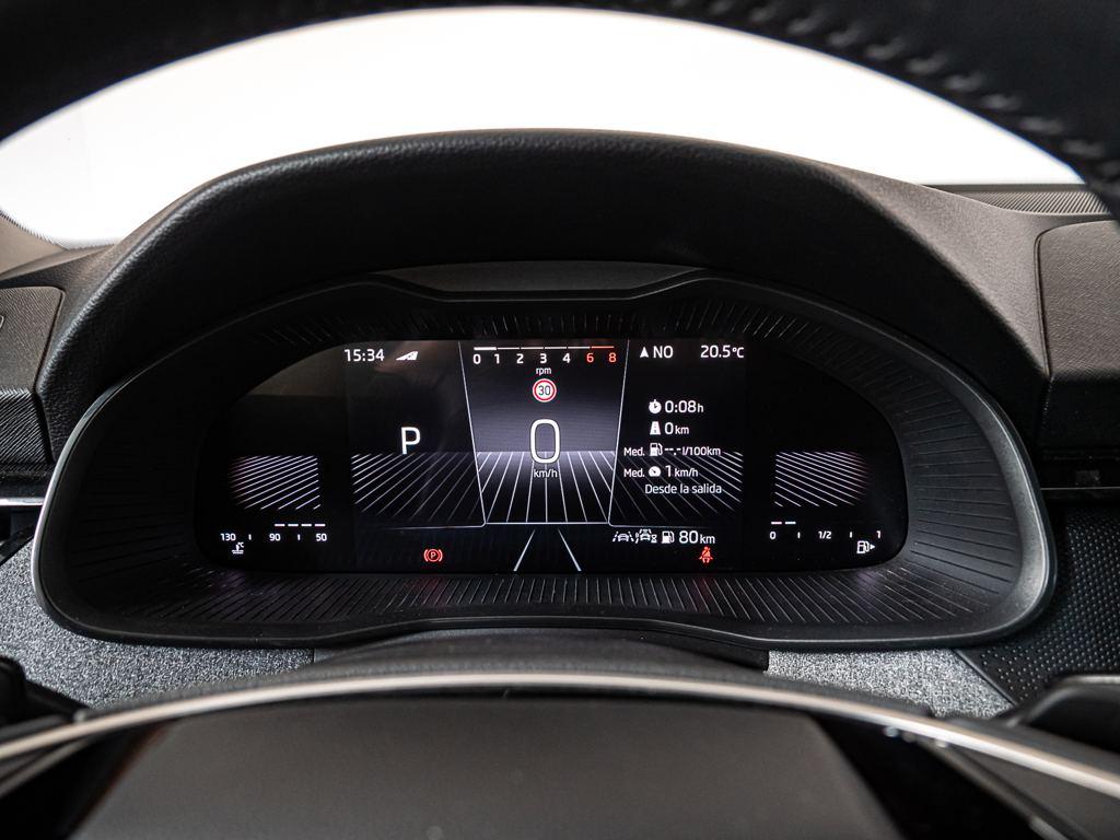 Skoda Kamiq 1.0 TSI Selection DSG 85 kW (115 CV) - 10