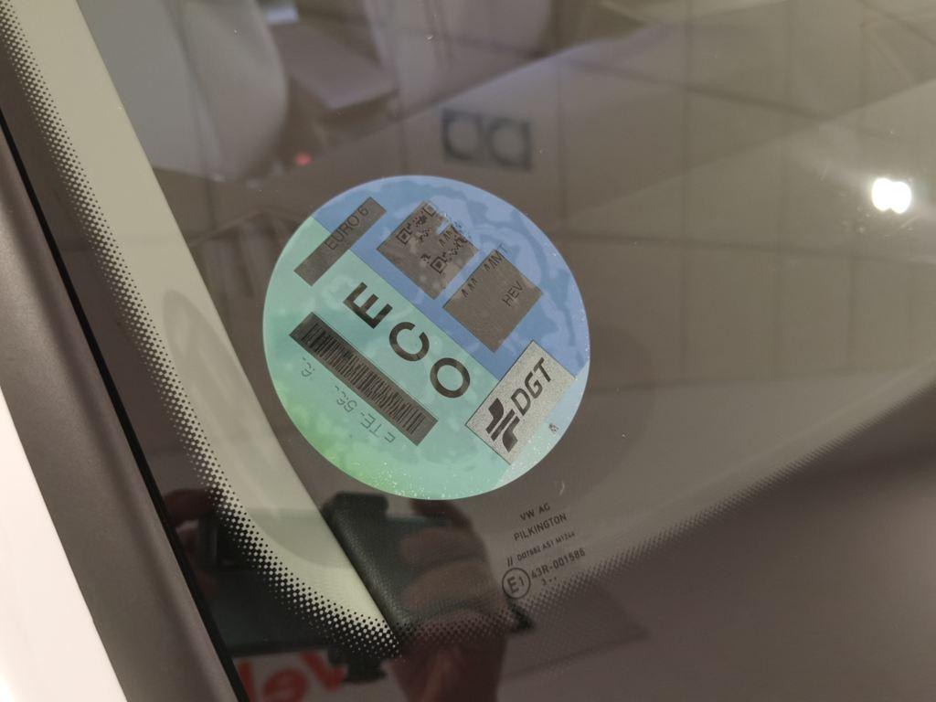 SEAT León 1.5 eTSI Style 25 Aniversario DSG 85 kW (116 CV) - 9