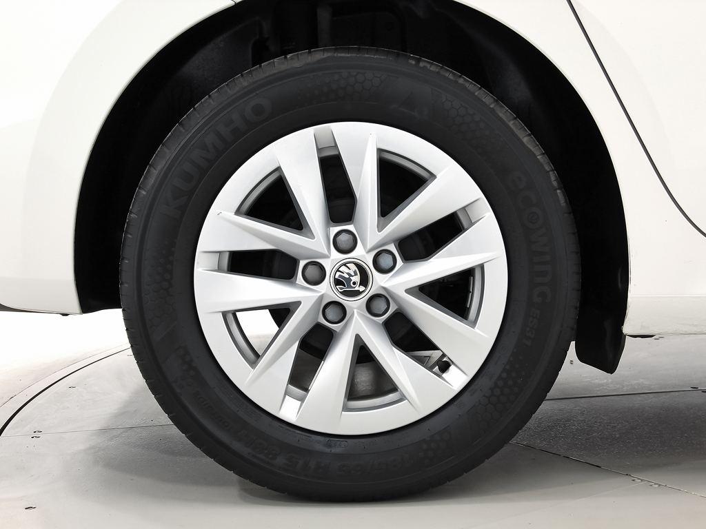 Skoda Fabia 1.0 MPI Ambition 59 kW (80 CV) - 7