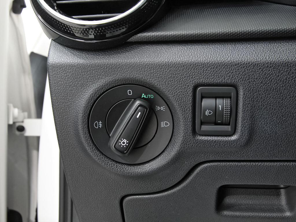 Skoda Fabia 1.0 MPI Ambition 59 kW (80 CV) - 11