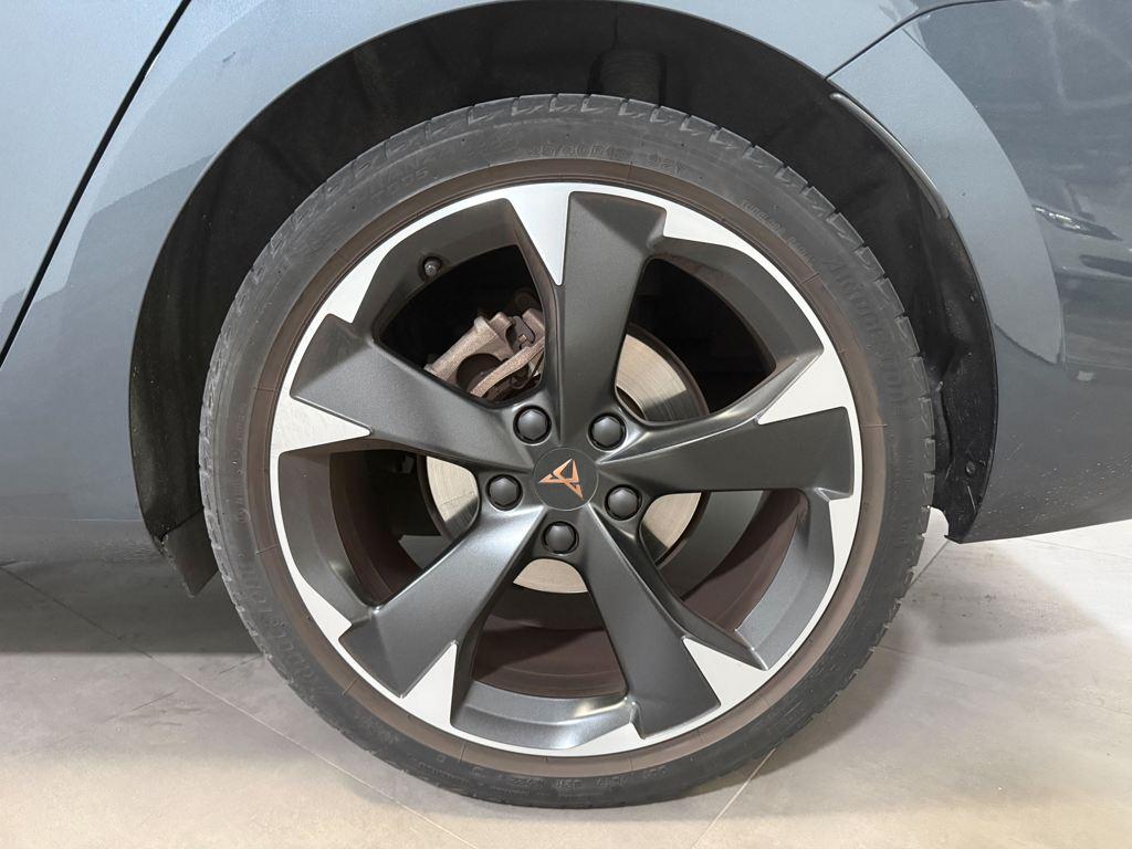 CUPRA Leon Sportstourer 1.5 eTSI DSG 110 kW (150 CV) - 7