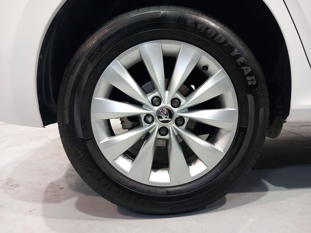 Skoda Kamiq 1.0 TSI Ambition DSG 81 kW (110 CV) - 7