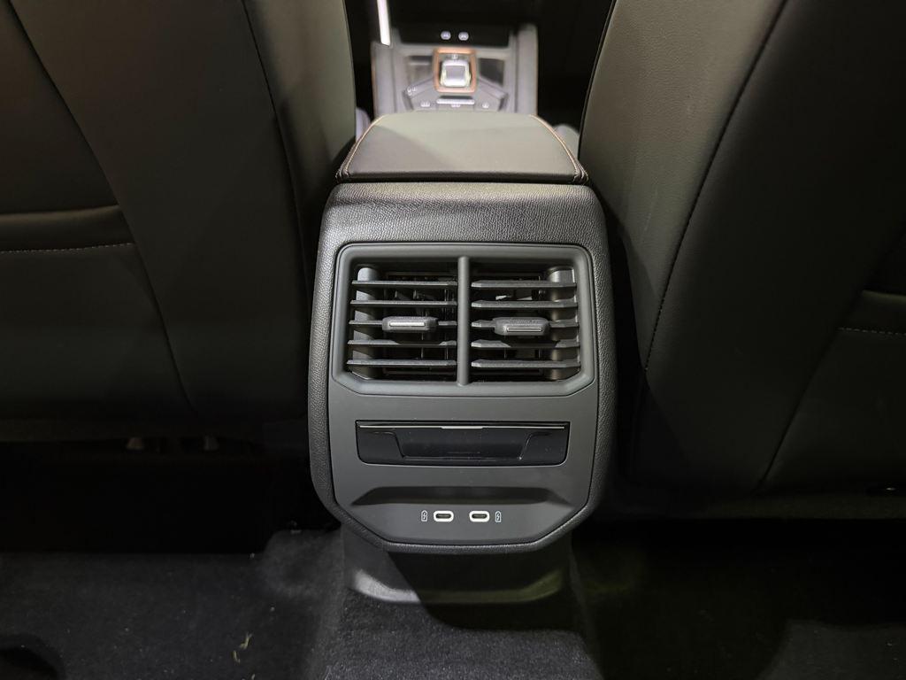 CUPRA Formentor 1.5 TSI e-Hybrid DSG 150 kW (204 CV) - 9