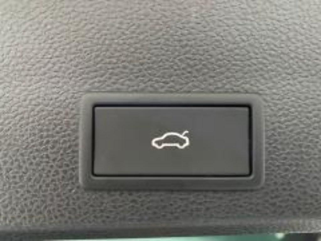 SEAT Ateca 1.5 TSI S&S FR Special Edition DSG 110 kW (150 CV) - 8