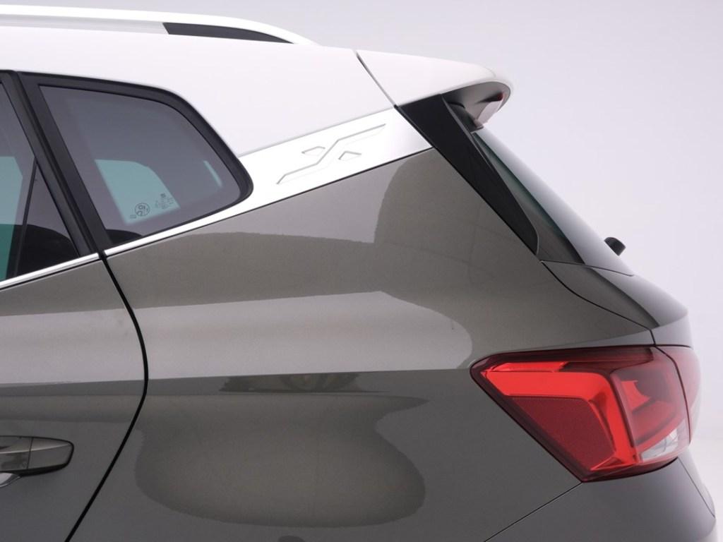 SEAT Arona 1.0 TSI S&S Xperience XM 85 kW (115 CV) - 13