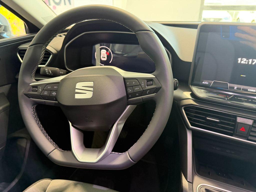 SEAT León 1.5 TSI S&S Style 25 Aniversario 85 kW (116 CV) - 13