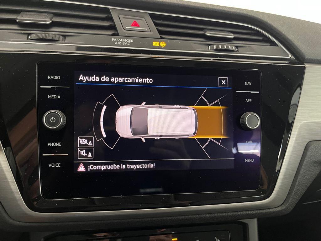 Volkswagen Touran Life 1.5 TSI 110 kW (150 CV) - 16