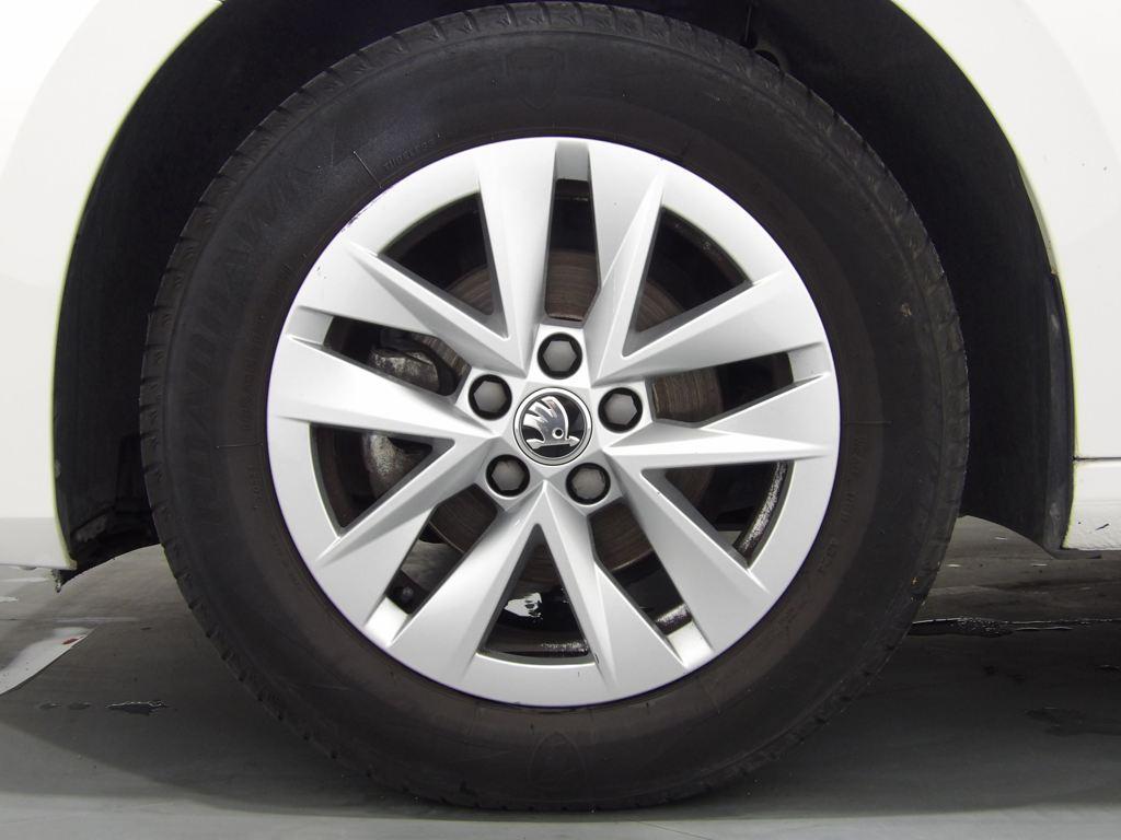 Skoda Fabia 1.0 TSI Ambition 70 kW (95 CV) - 7