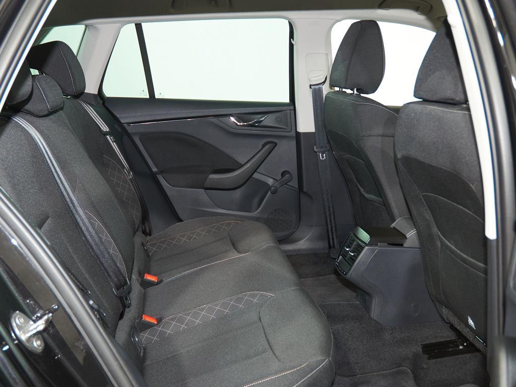 Skoda Kamiq 1.0 TSI Emotion 81 kW (110 CV) - 5