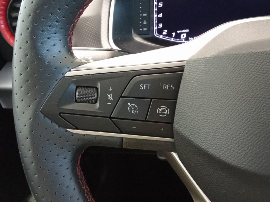 SEAT Ibiza 1.0 TSI S&S FR XS 85 kW (115 CV) - 9